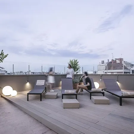 Hotel Pol & Grace 4*