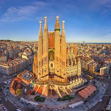 Alojamento de Acomodação e Pequeno-almoço Sagrada Familia Barcelona