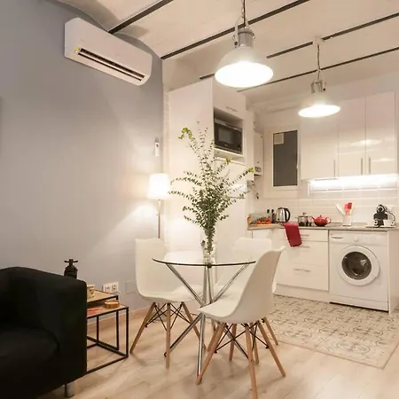 Apartment Benet Mercad Free Wi-fi Newly Renovate Barcelona