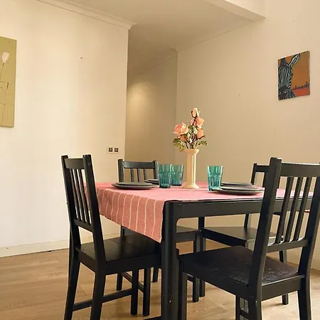 By La Rambla Rooms * Barcellona