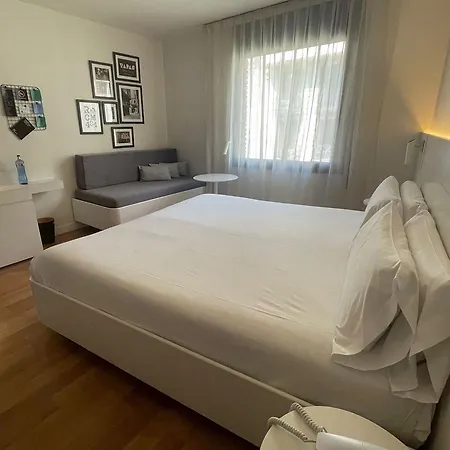 Pol & Grace 4* Barcelona