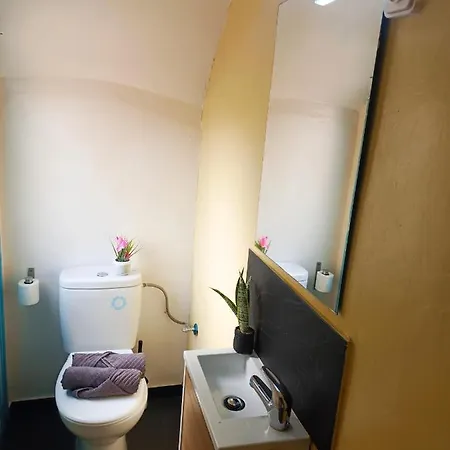 By Plaza Real Budget * Barcelone