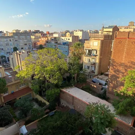 Cozy In Apartment Barcelona