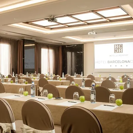 Hotell Center 4*