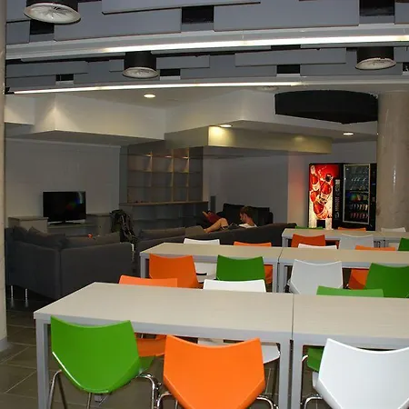 Twentytu Hostel