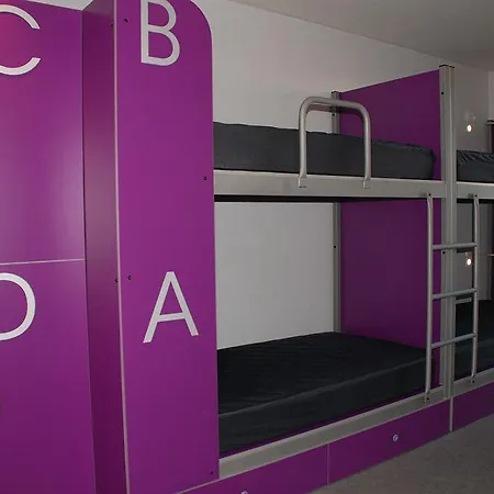 Hostel Twentytu Barcelona