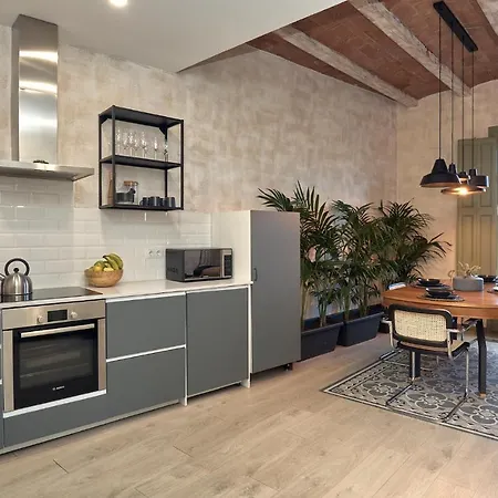 Maya - Two Bedroom In Enric Granados Lägenhet