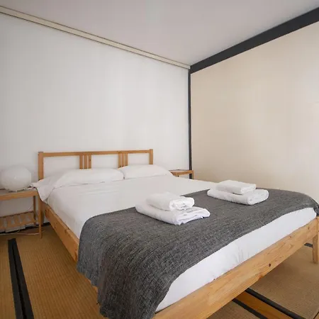 Catalunya Casas Pied-a-terre In 100m From *