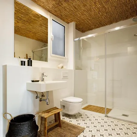 Appartamento Hidalgo - Two Bedroom In Eixample Barcellona