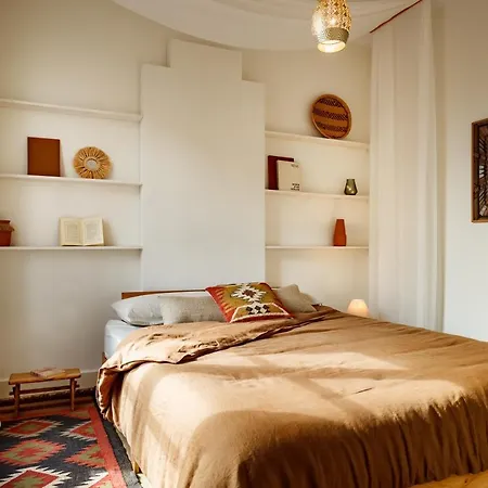 Appartamento Hidalgo - Two Bedroom In Eixample Barcellona