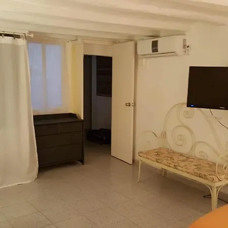Апартаменты 2 Beds 1 Sofabed Downtown 31 Nigths Min *
