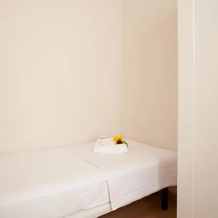 Appartement For Families And Staff Groups For 7 People