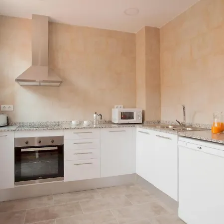 Appartement For Families And Staff Groups For 7 People Barcelone