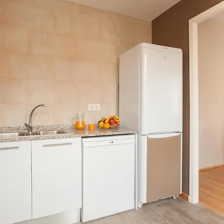 For Families And Staff Groups For 7 People Appartement Barcelone