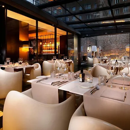 Olivia Plaza Hotel 4*