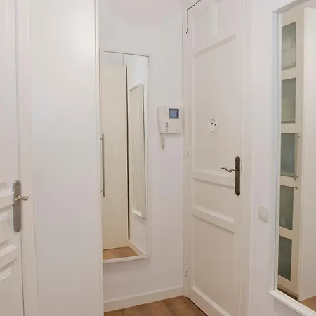 Gaudi-sant Pau Appartement *