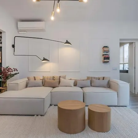 Luxury 4-bedrooms In Rambla De Catalunya Appartement *