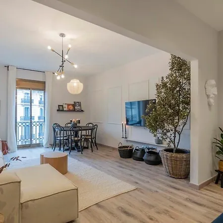 Luxury 4-bedrooms In Rambla De Catalunya Appartement