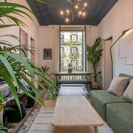 Elegant 4 Bedrooms 3 Bathrooms Catalan