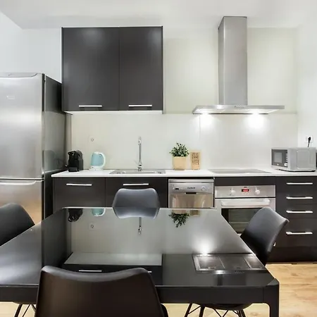 Centric 3bedroom In Ramblas 2 1b Daire Barselona