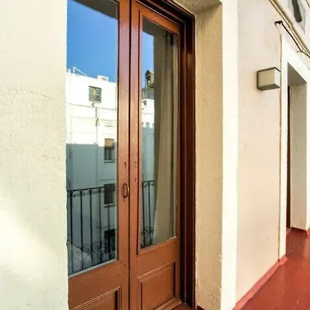 Centric 3bedroom In Ramblas 2 1b Barselona