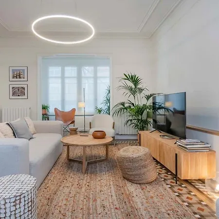 Amazing 5 Bd 5 Bathroom Next To Plaza Catalunya Lejlighed Barcelona