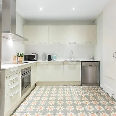 4bedroom With Balcony In Ramblas 3-2 Apartamento *