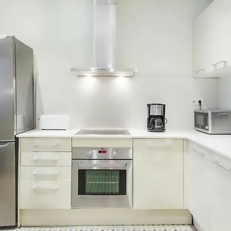 Apartment 4bedroom With A Balcony In Ramblas 1 2 Barcelona