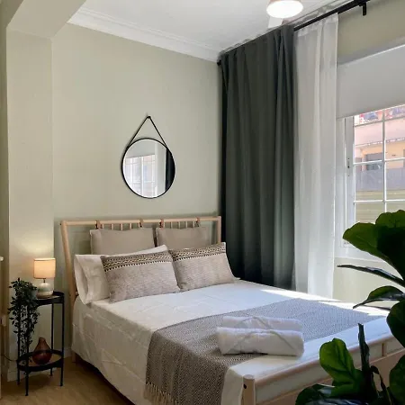Apartment Poble Sec - Modern & Comfy 3 Bedrooms Barcelona