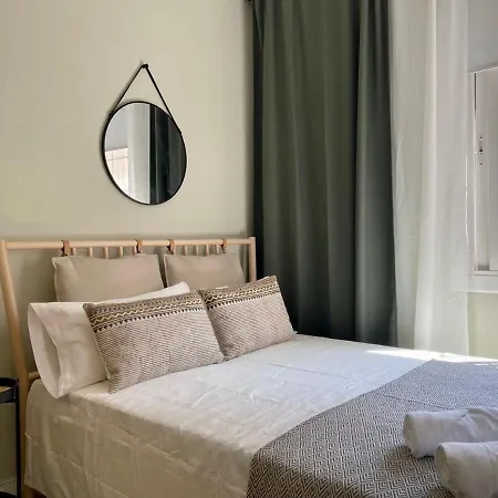Poble Sec - Modern & Comfy 3 Bedrooms Apartment