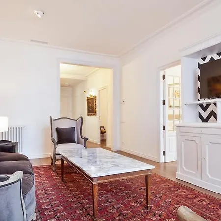 Casa Batllo - Luxury Historic 4bd 4bth For 9 Guests Barcelona