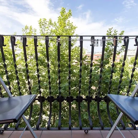 Sunny 3bd Only For Families In Poblenou Next To The Sea! برشلونة