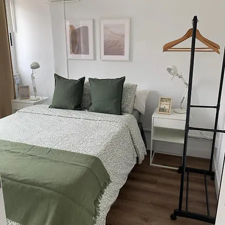 Loft Sleeper Llum Apartment Barcelona