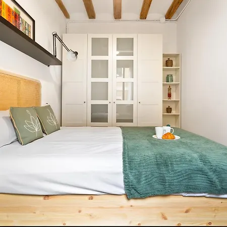 Almirall 22 Apartment