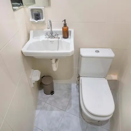 Apartment Elegant 4 Bedrooms 3 Bathrooms Catalan *