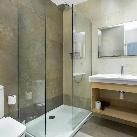 Apartamento 4bedroom With Balcony In Ramblas 3-2 Barcelona