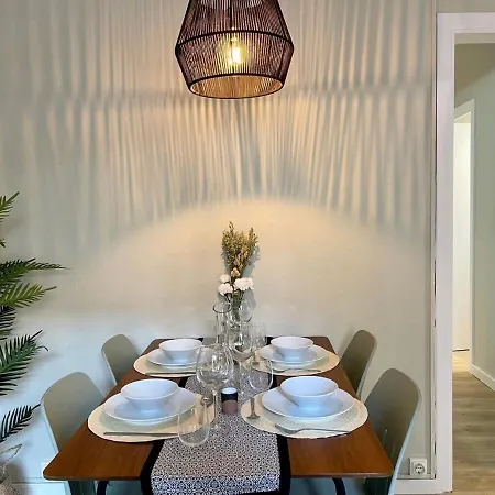 Poble Sec - Modern & Comfy 3 Bedrooms *