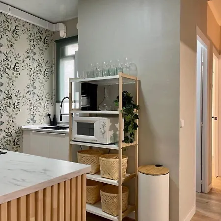 Apartment Poble Sec - Modern & Comfy 3 Bedrooms *