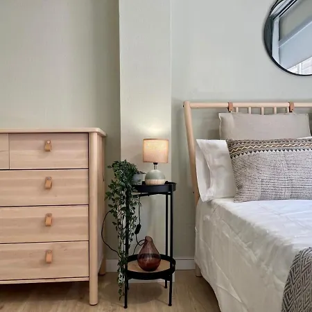Poble Sec - Modern & Comfy 3 Bedrooms Apartment