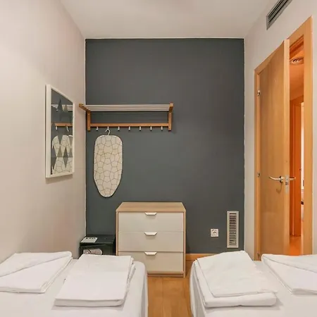 Modern And Bright In Eixample 5-1 Apartamento