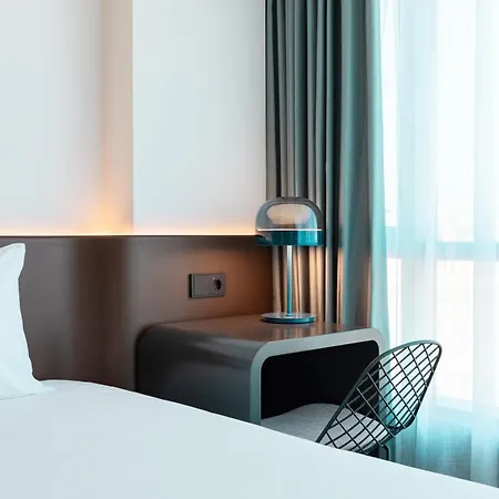 Labtwentytwo Barcelona, A Tribute Portfolio 4* Barcelona