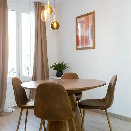 11crc1037 Newly Decorated Near Sants Station Apartment Barcelona