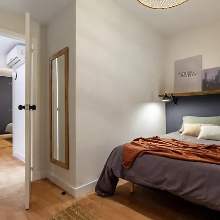 Apartment Elegant 4 Bedroom By Plaza Catalunya *