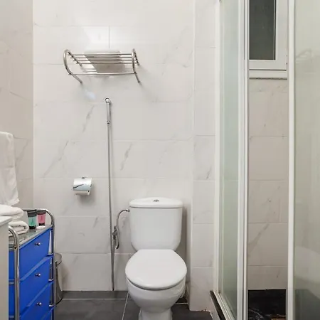 Next To Sagrada Familia 4-bedroom *