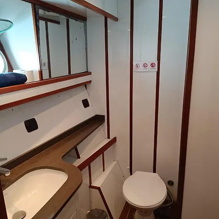 Amazing Boat To Sleep In Barcelona Botel Sant Adria de Besos