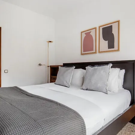 Blueground Galvany Balcony Furnished Bcn-127 *