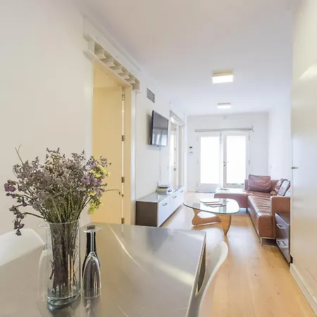 My Space - 2 Bedroom In Uptown Apartamento Barcelona