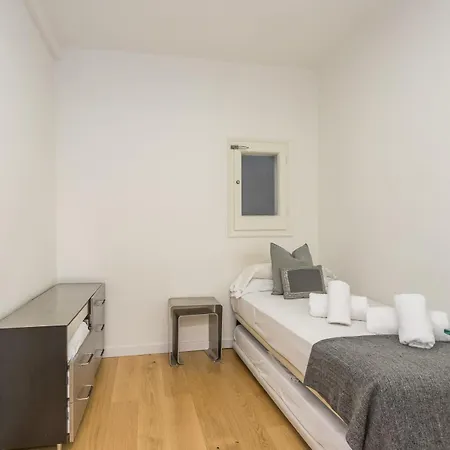 My Space - 2 Bedroom In Uptown Apartamento
