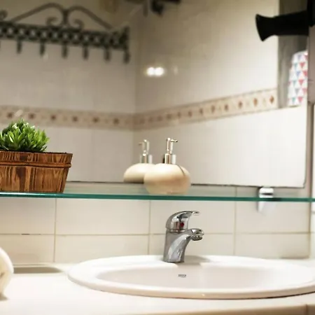 One Bedroom In Eixample ! Lägenhet *