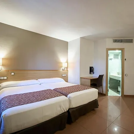 Hotel Catalonia Park Gueell 3*